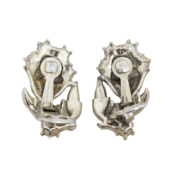 VINTAGE GOLDTONE & ORANGE AUSTRIAN CRYSTAL FLORAL BOUQUET CLIP ON EARRINGS - Picture 4 of 4